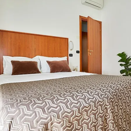 Fellini 3* Rimini