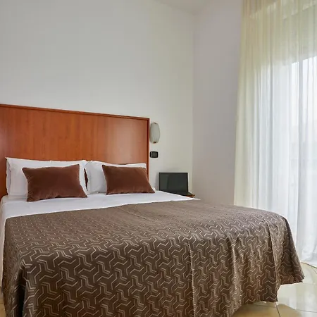 Fellini 3*