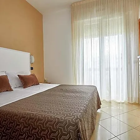 Aparthotel Fellini