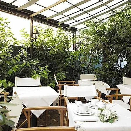 Fellini Aparthotel Rimini