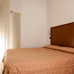 Fellini Aparthotel 3*